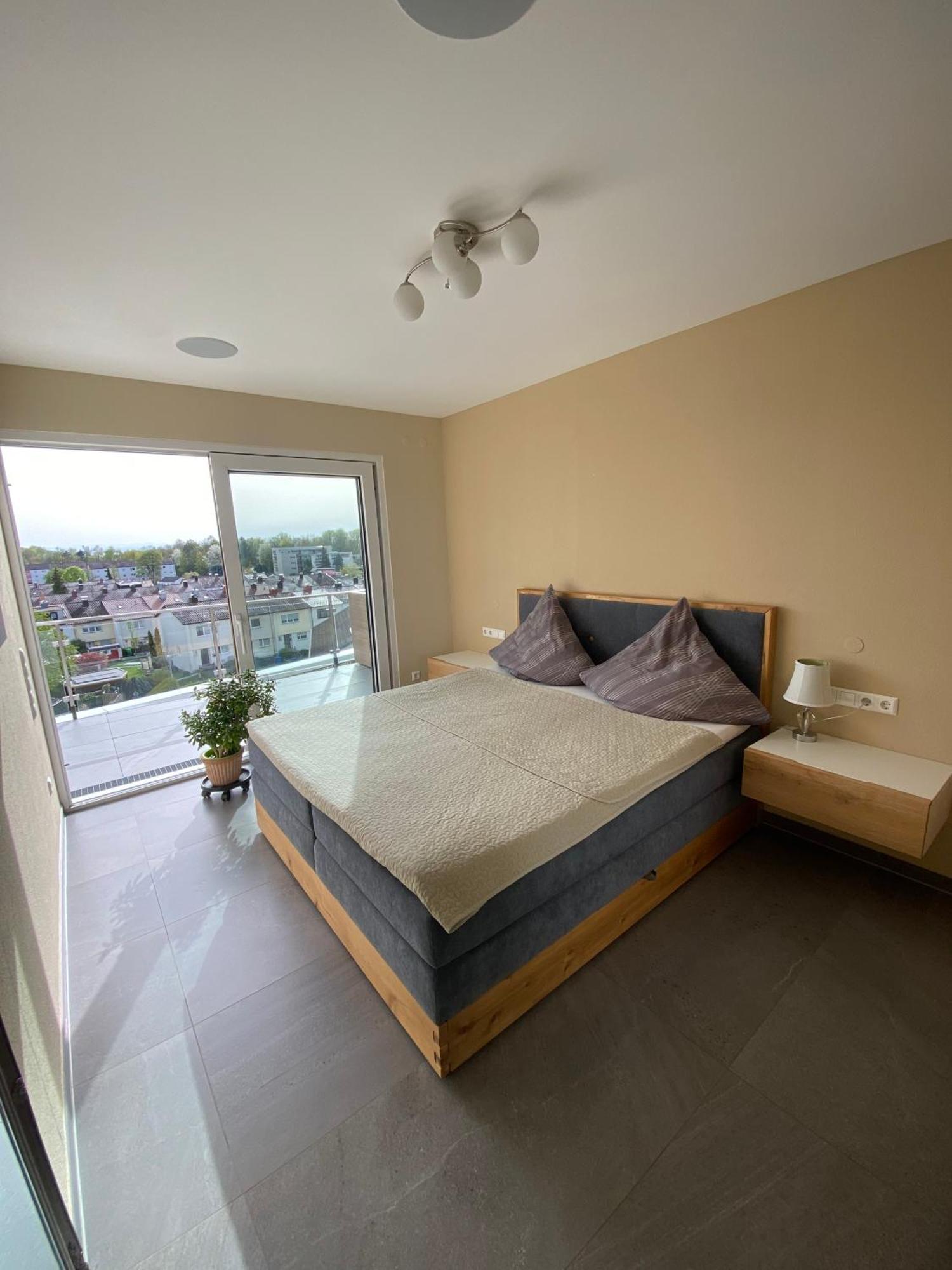Penthouse Apartment Mit Alpenblick 프리드리히스하펜 외부 사진