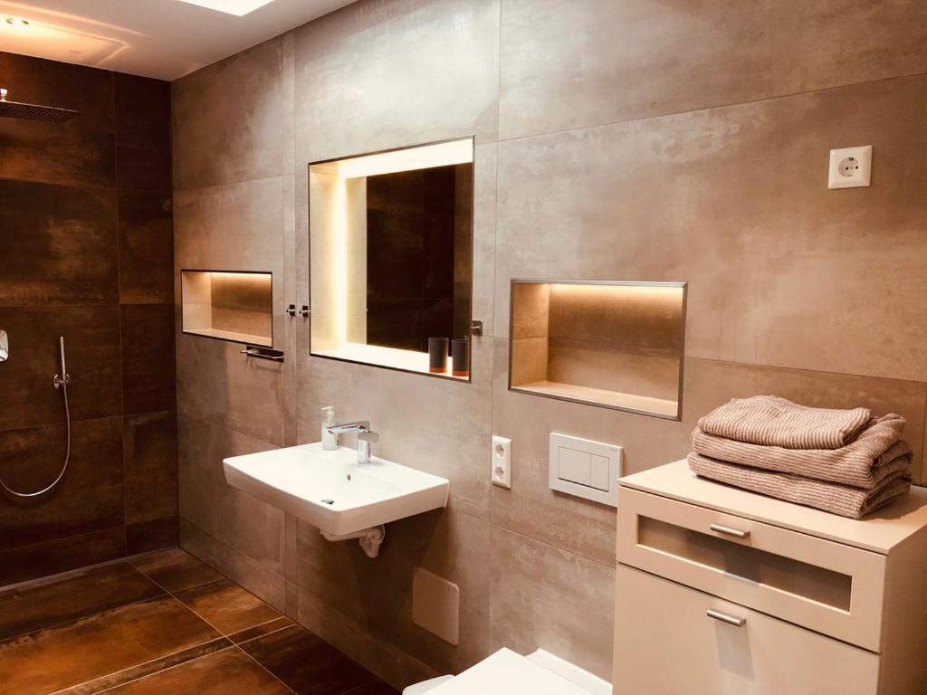 Penthouse Apartment Mit Alpenblick 프리드리히스하펜 외부 사진