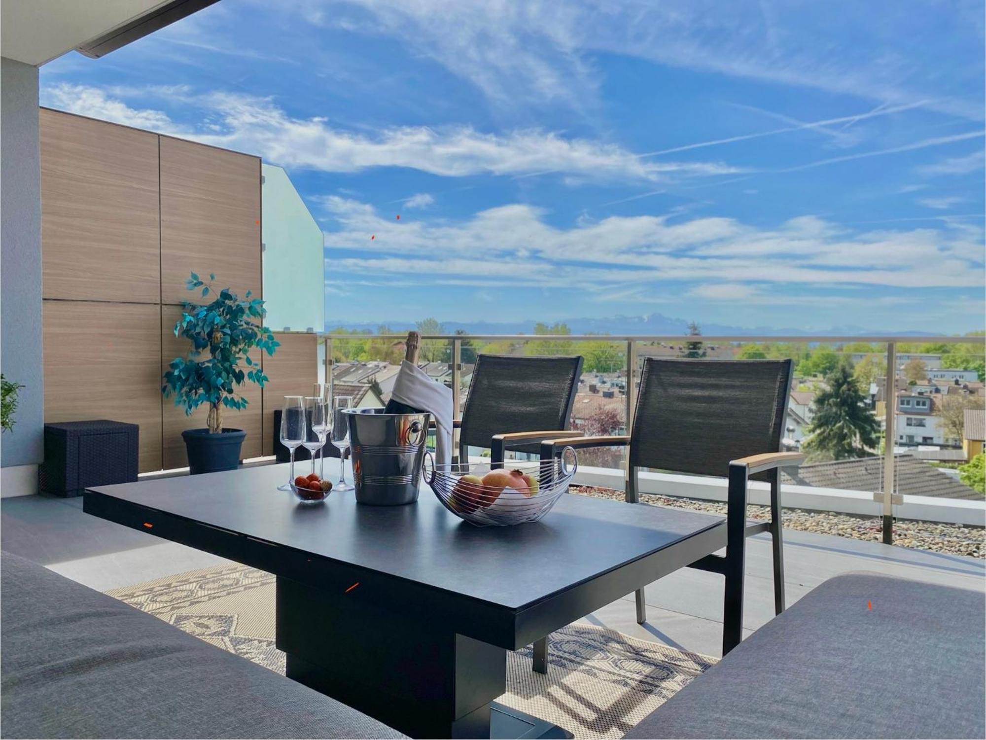Penthouse Apartment Mit Alpenblick 프리드리히스하펜 외부 사진