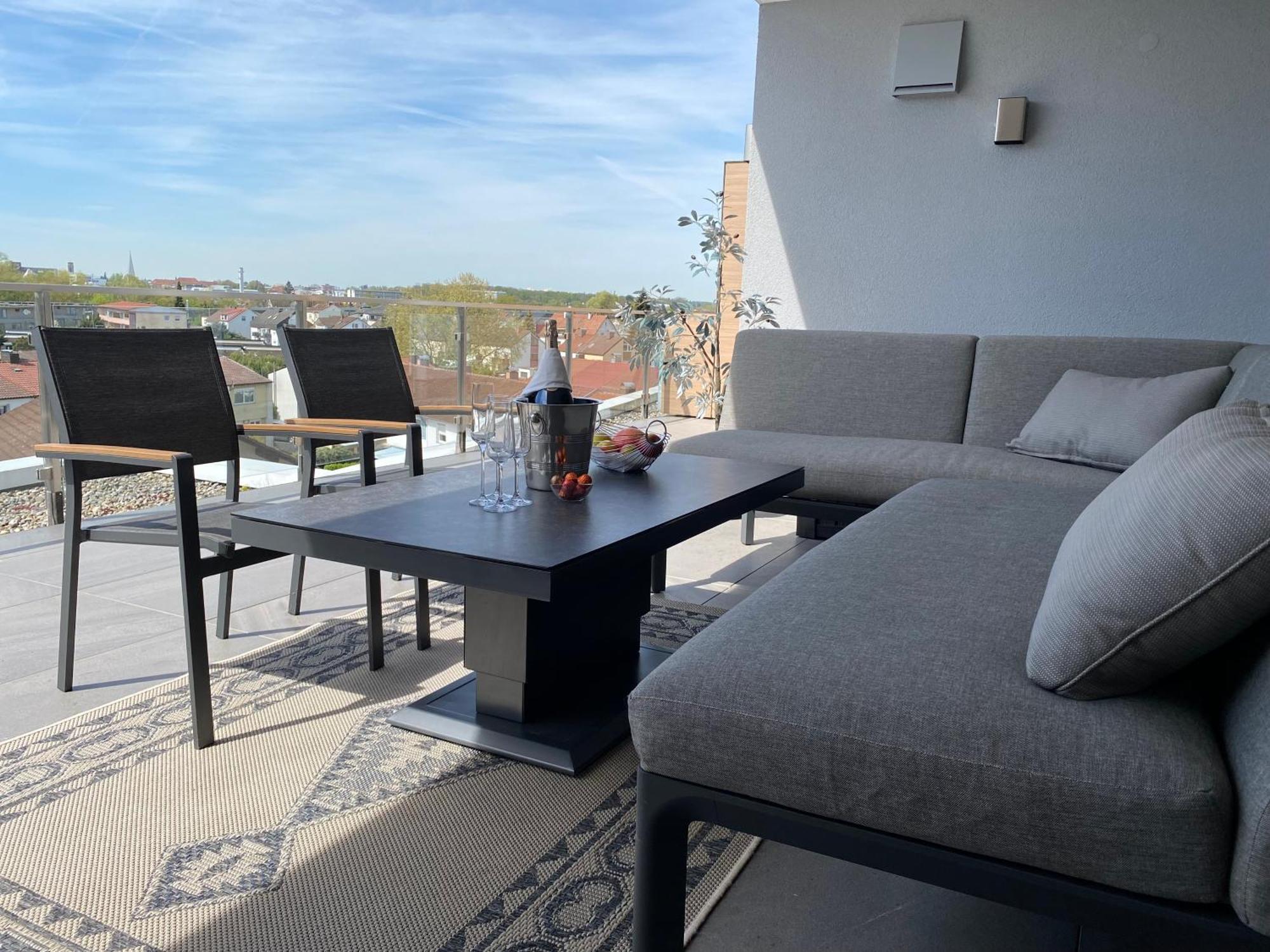 Penthouse Apartment Mit Alpenblick 프리드리히스하펜 외부 사진