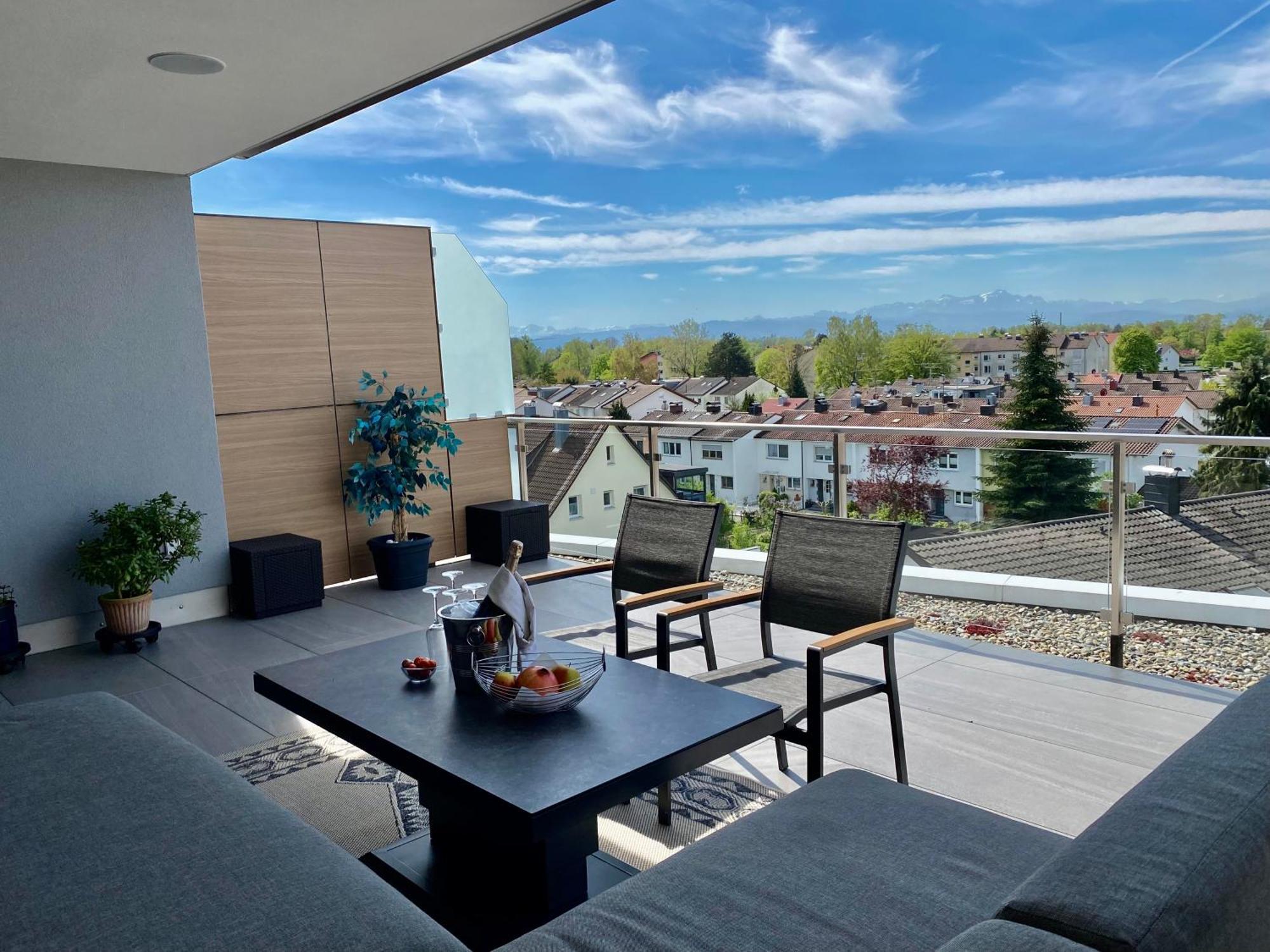 Penthouse Apartment Mit Alpenblick 프리드리히스하펜 외부 사진